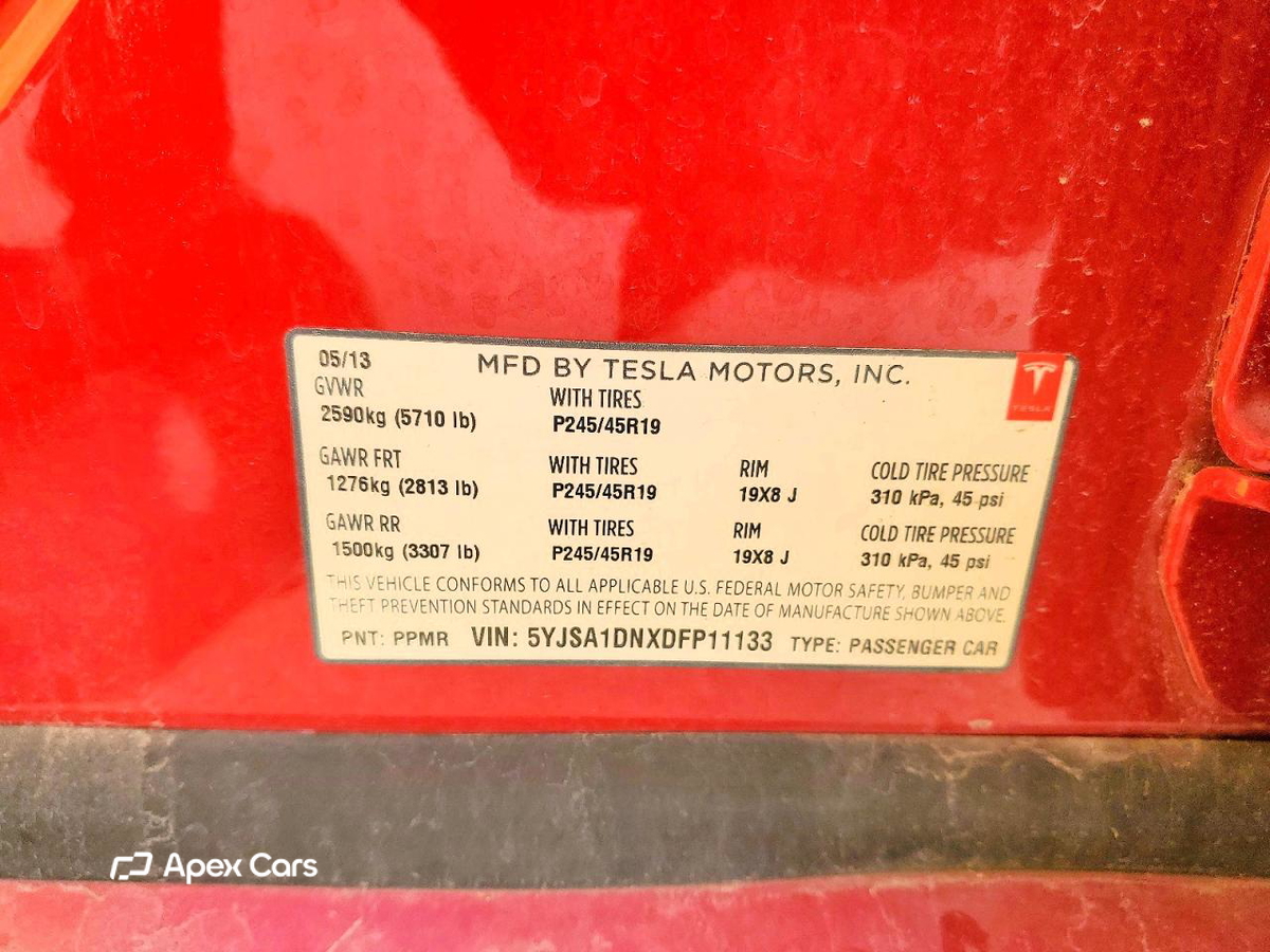 Tesla Model S 2013