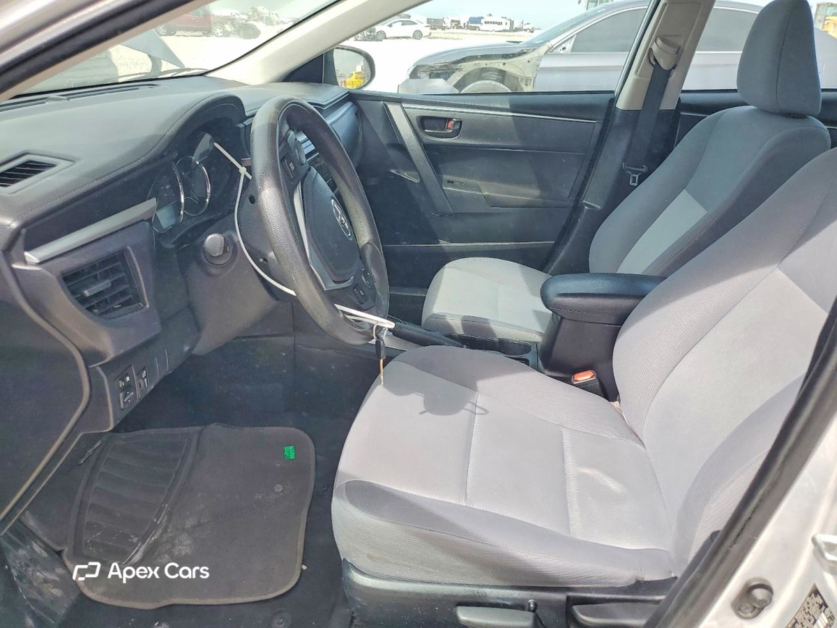Toyota Corolla 2015