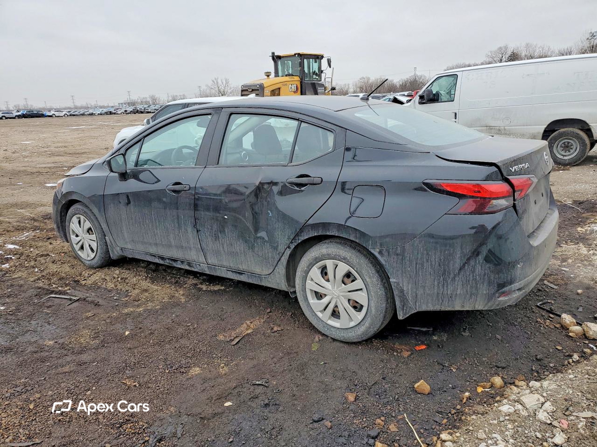 Nissan Versa 2021