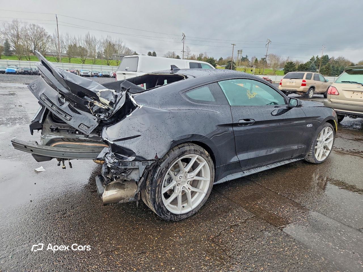 Ford Mustang 2021