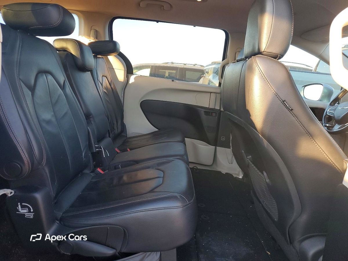 Chrysler Pacifica 2017