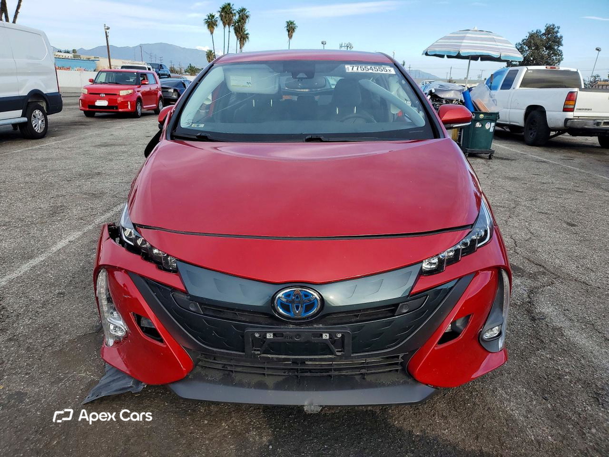 Toyota Prius 2021