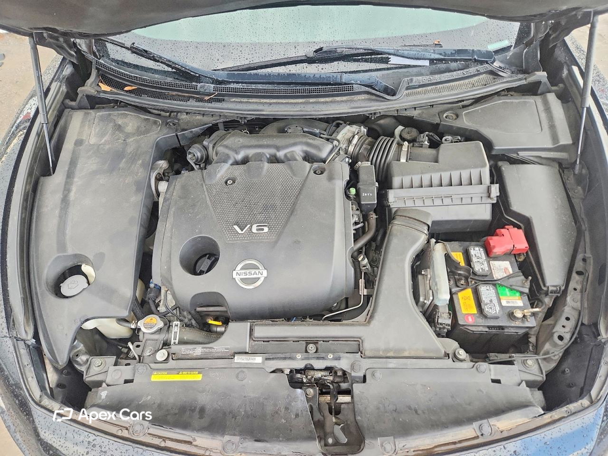 Nissan Maxima 2010