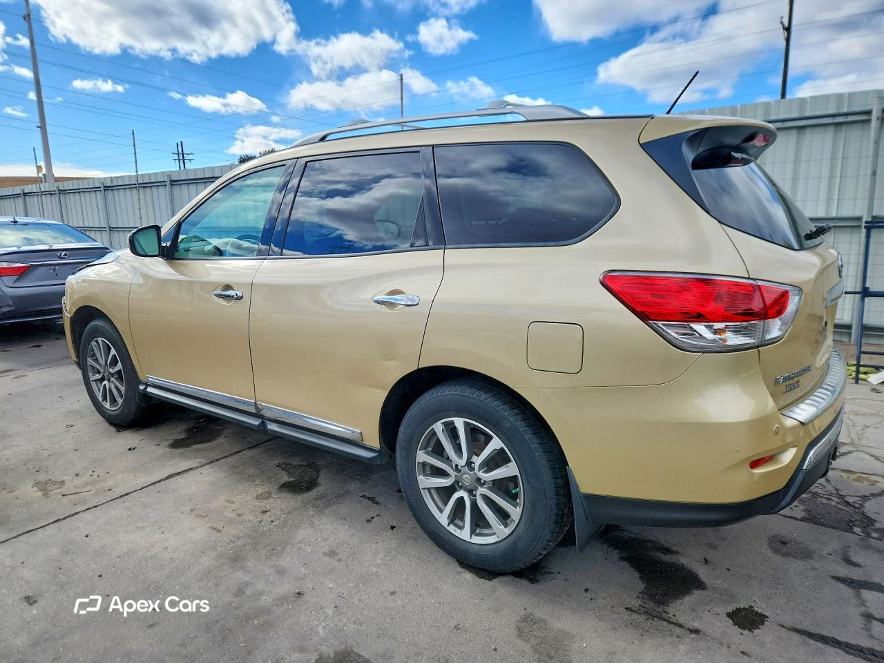 Nissan Pathfinder 2013