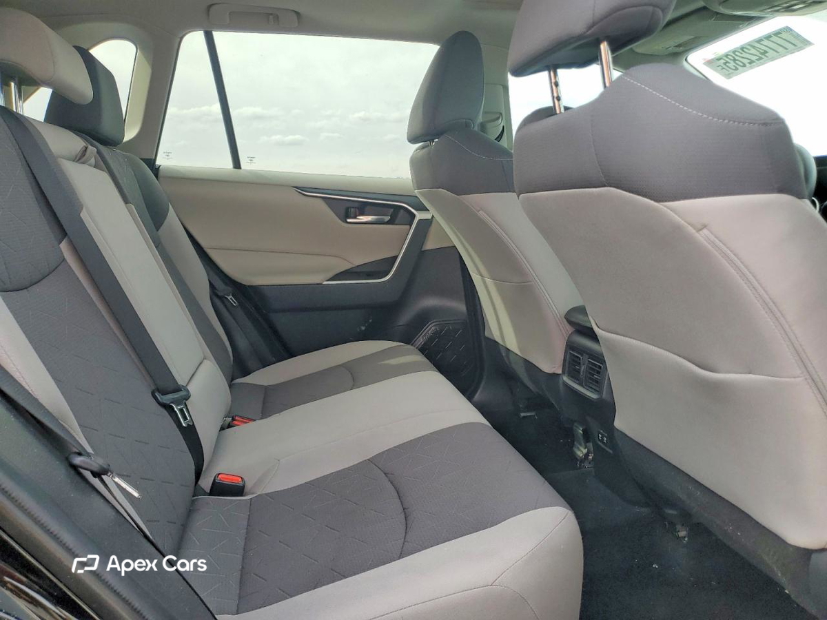 Toyota RAV 4 2021