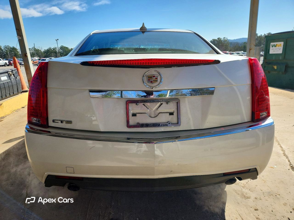 Cadillac CTS 2010
