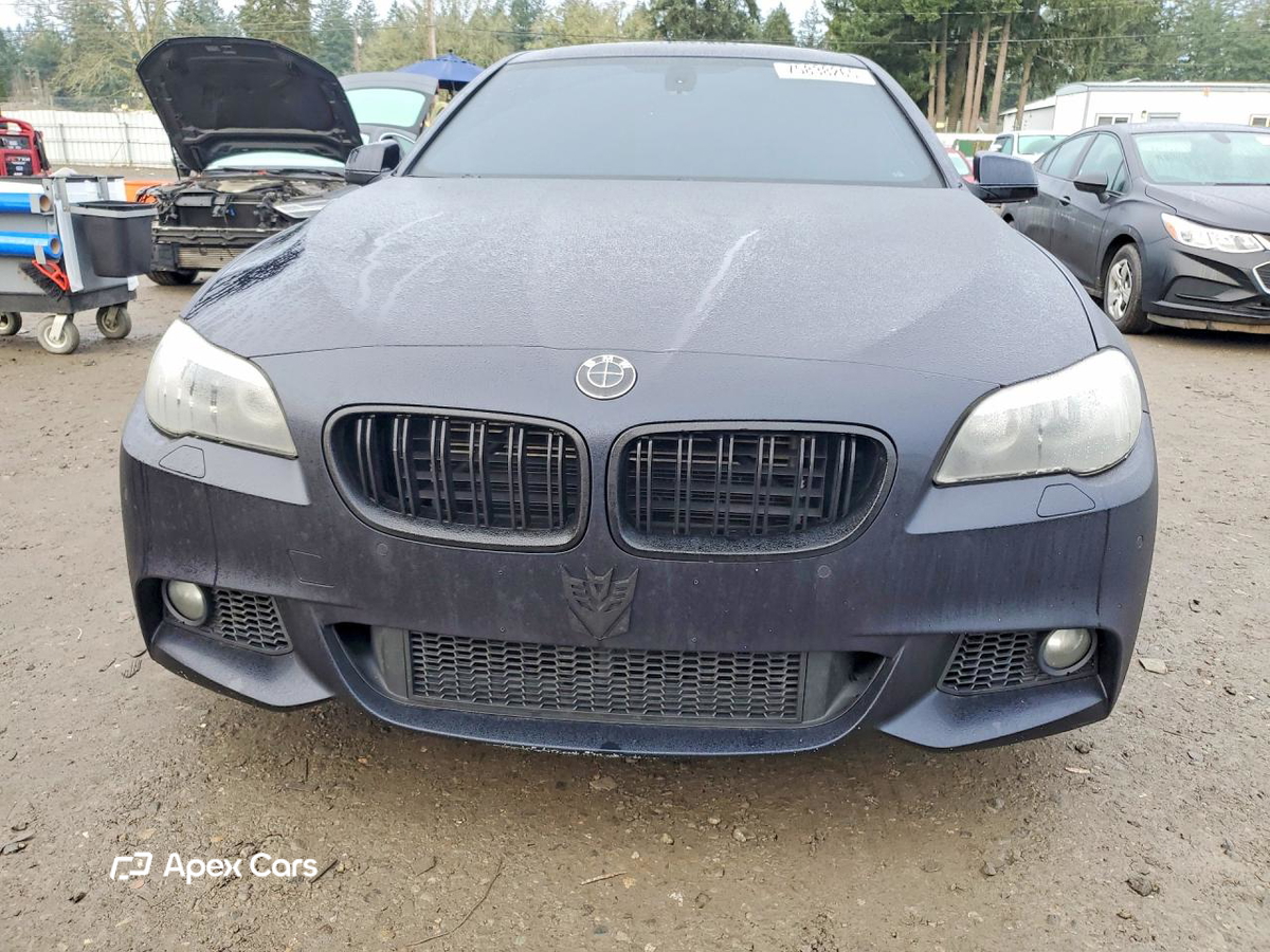 BMW Series 5 2012