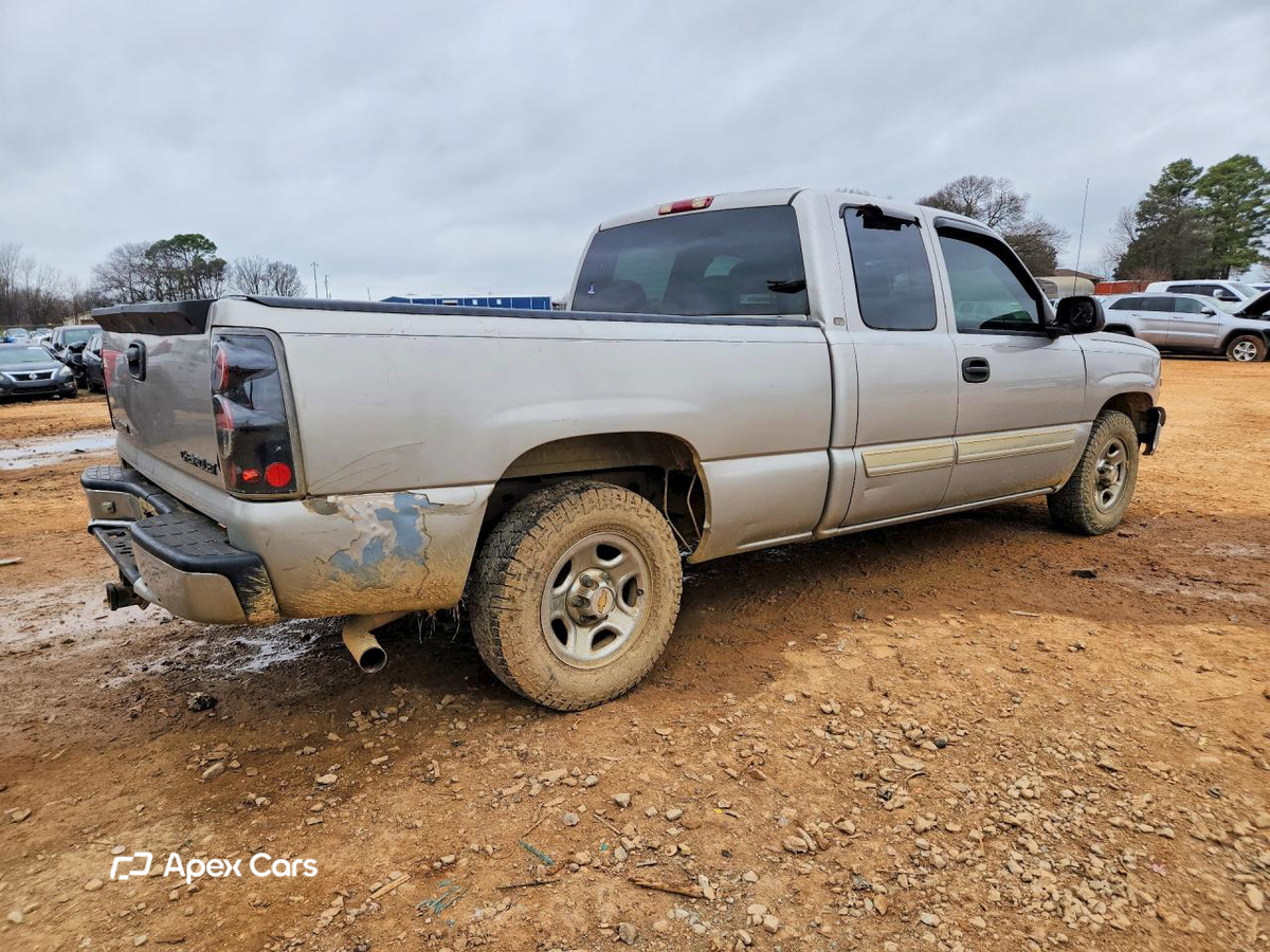 Chevrolet Silverado 2004