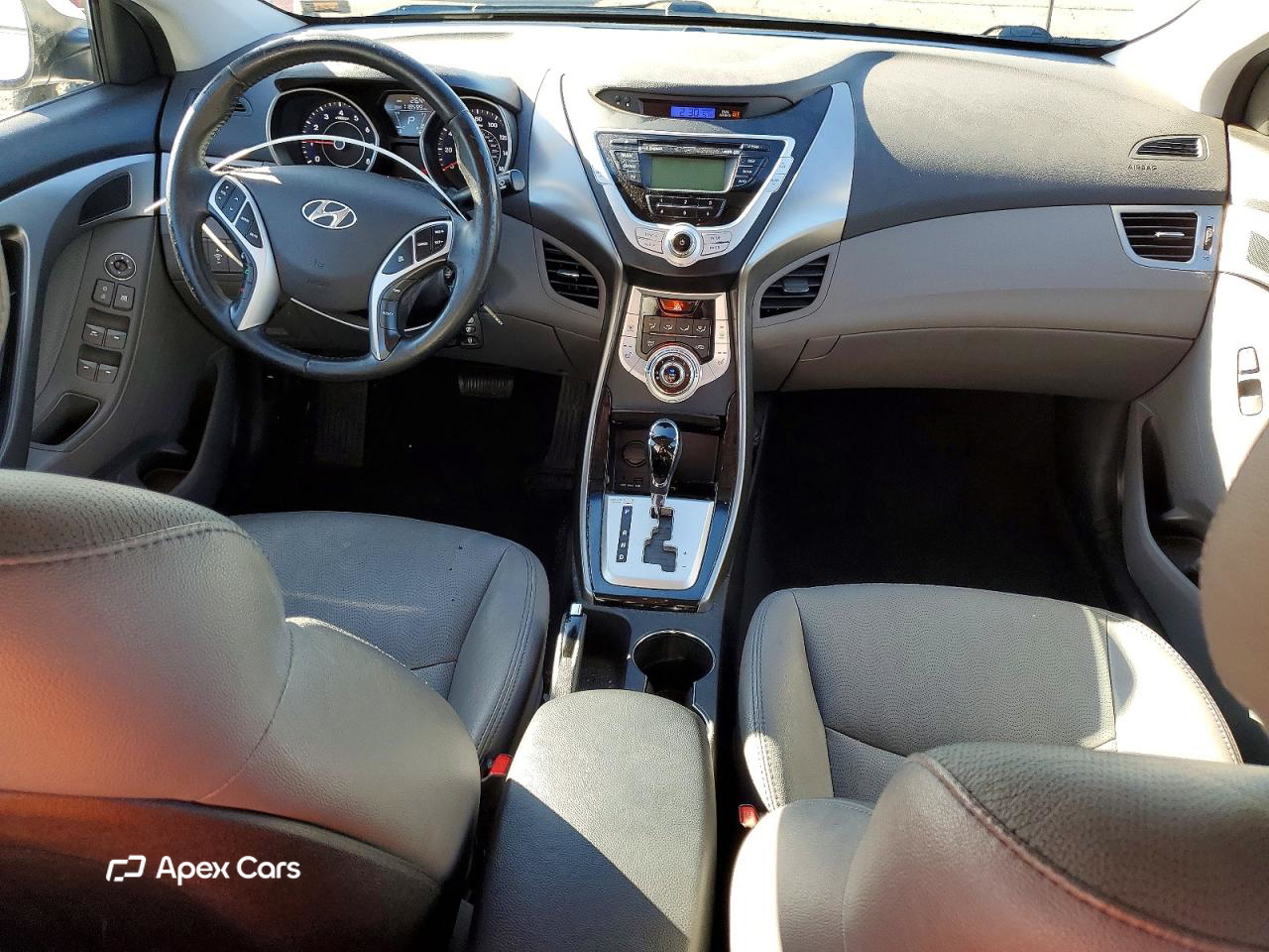 Hyundai Elantra 2011