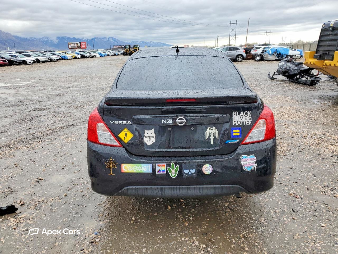 Nissan Versa 2015