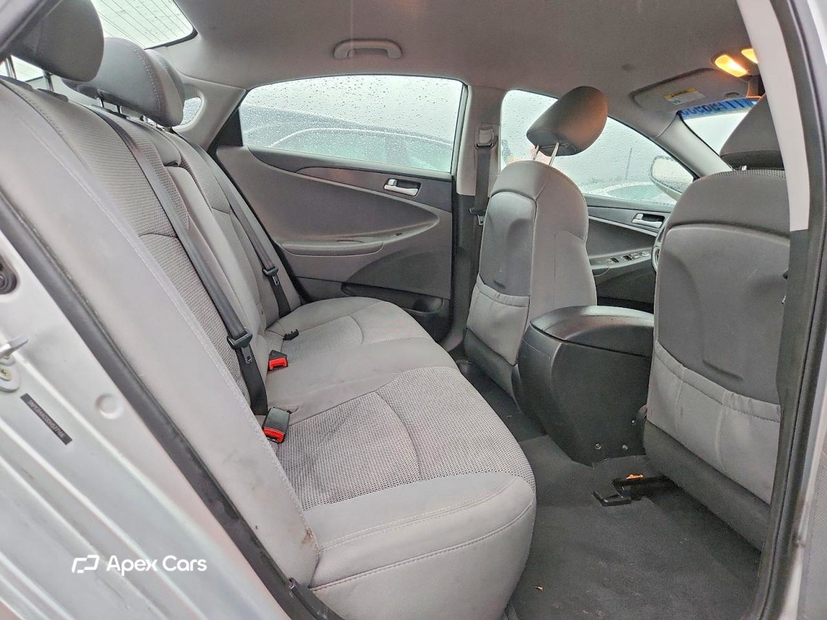 Hyundai Sonata 2013