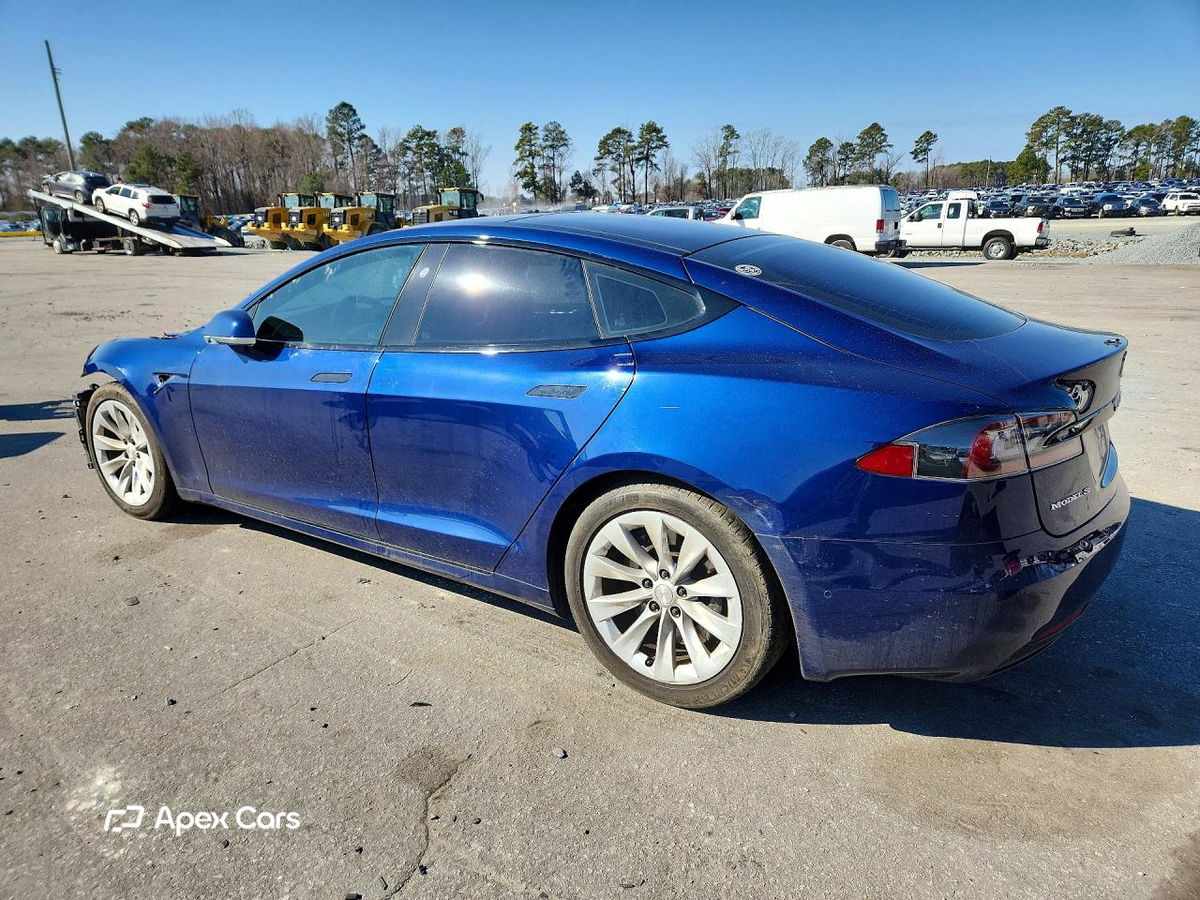 Tesla Model S 2016