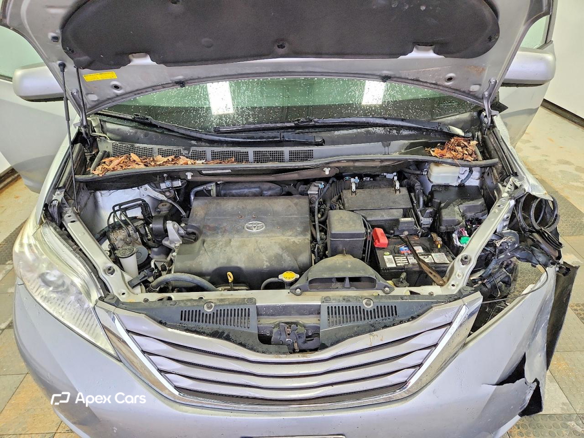 Toyota Sienna 2016