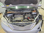 Toyota Sienna 2016