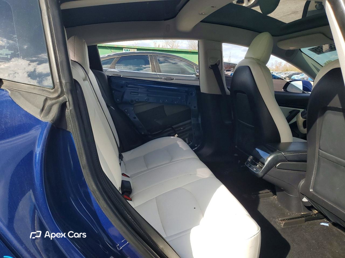 Tesla Model 3 2020
