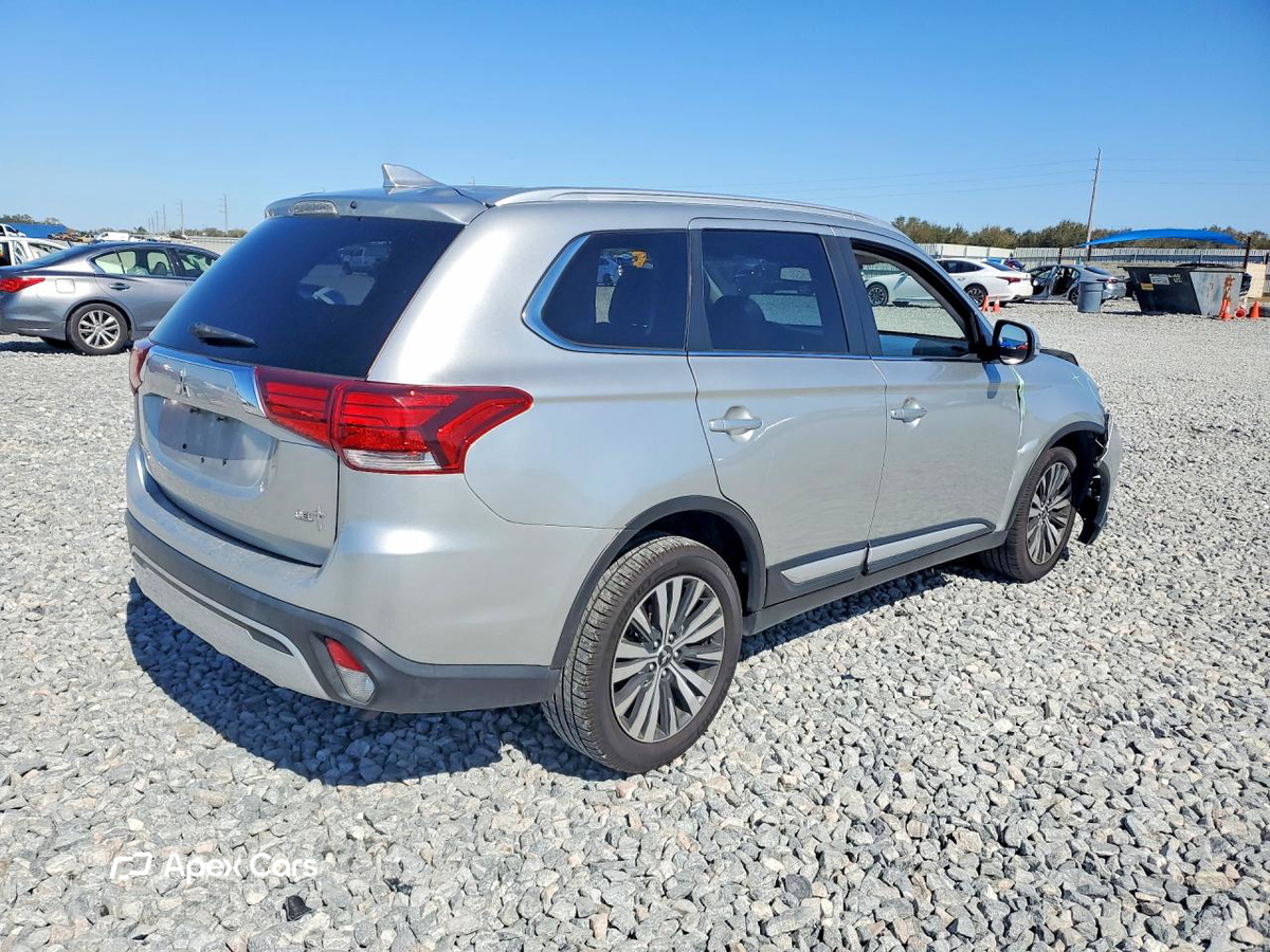 Mitsubishi Outlander 2020