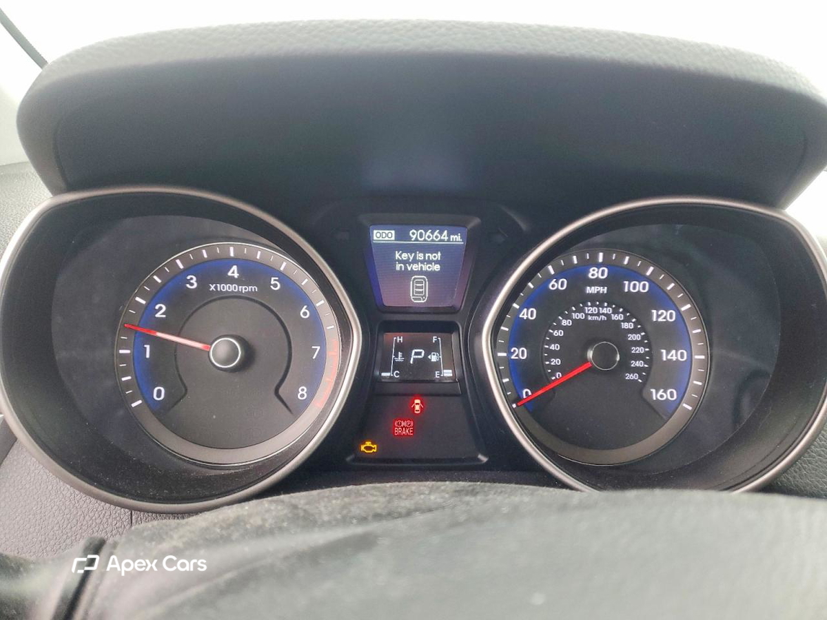 Hyundai Elantra 2013
