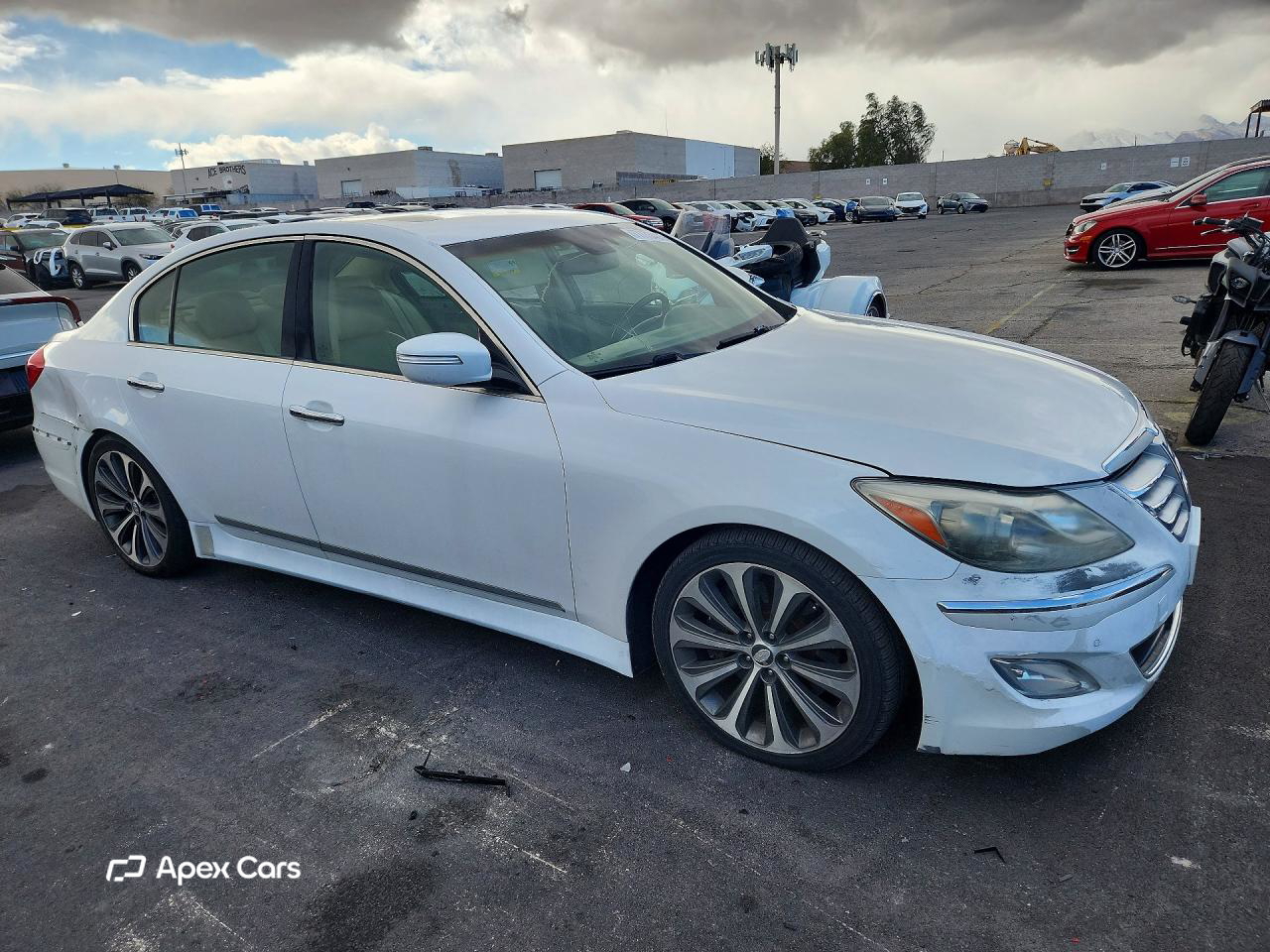Hyundai Genesis 2013