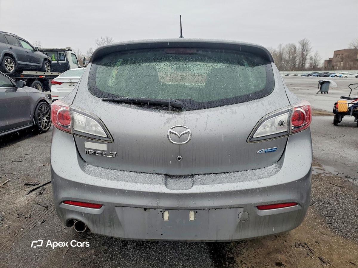 Mazda 3 2013