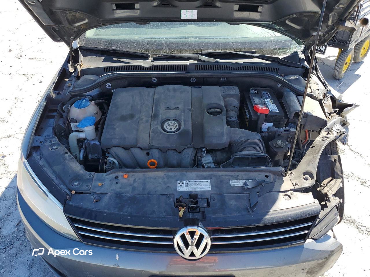 Volkswagen Jetta 2013
