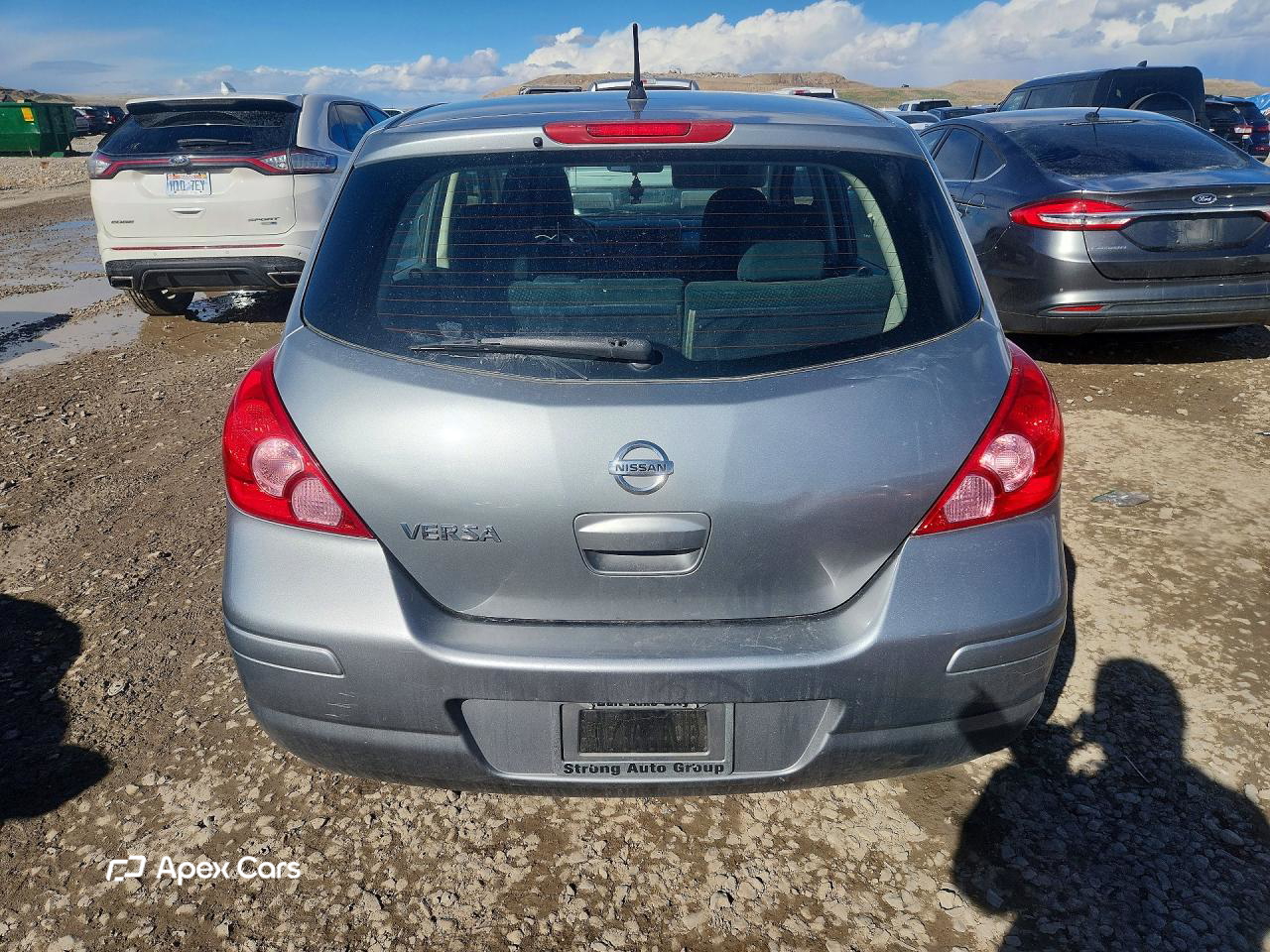 Nissan Versa 2011