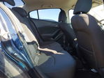 Mazda 3 2015