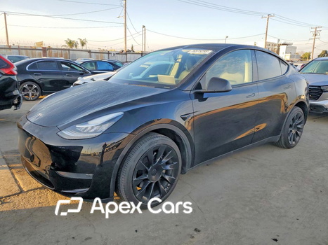 Tesla Model Y 2020 - Image 1 of 12
