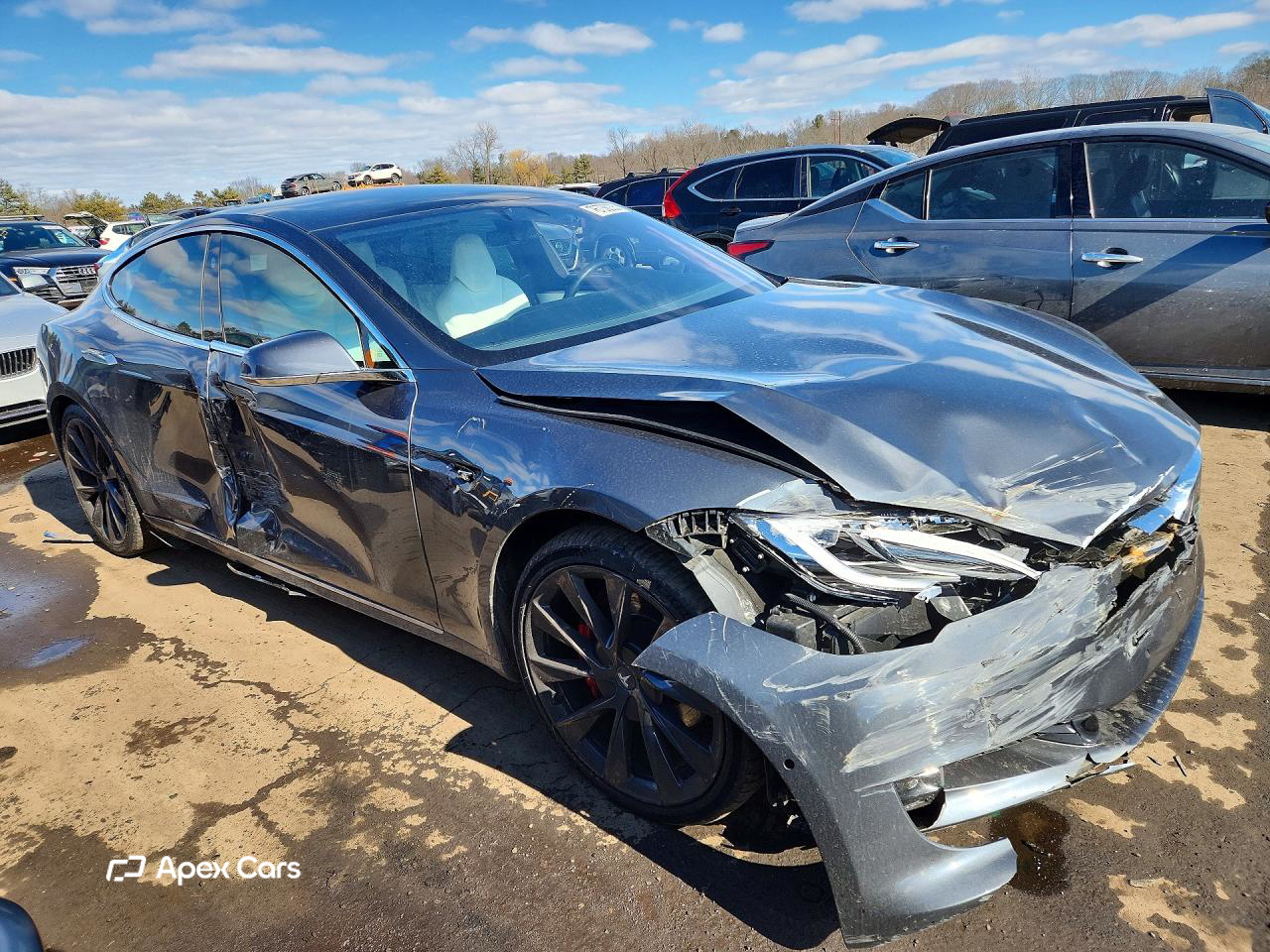 Tesla Model S 2019