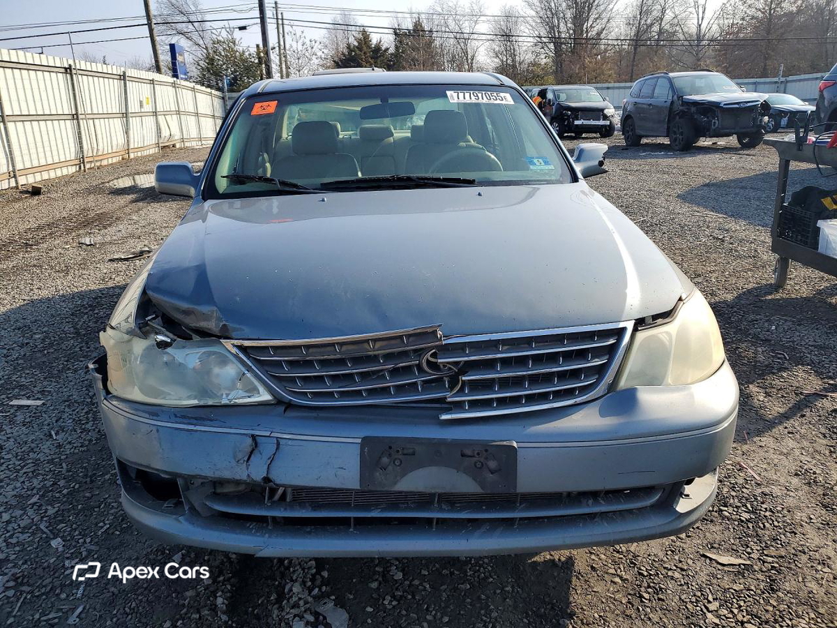 Toyota Avalon 2004