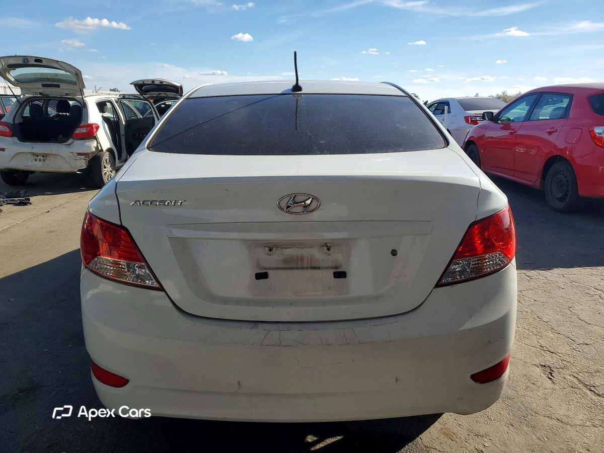 Hyundai Accent 2014