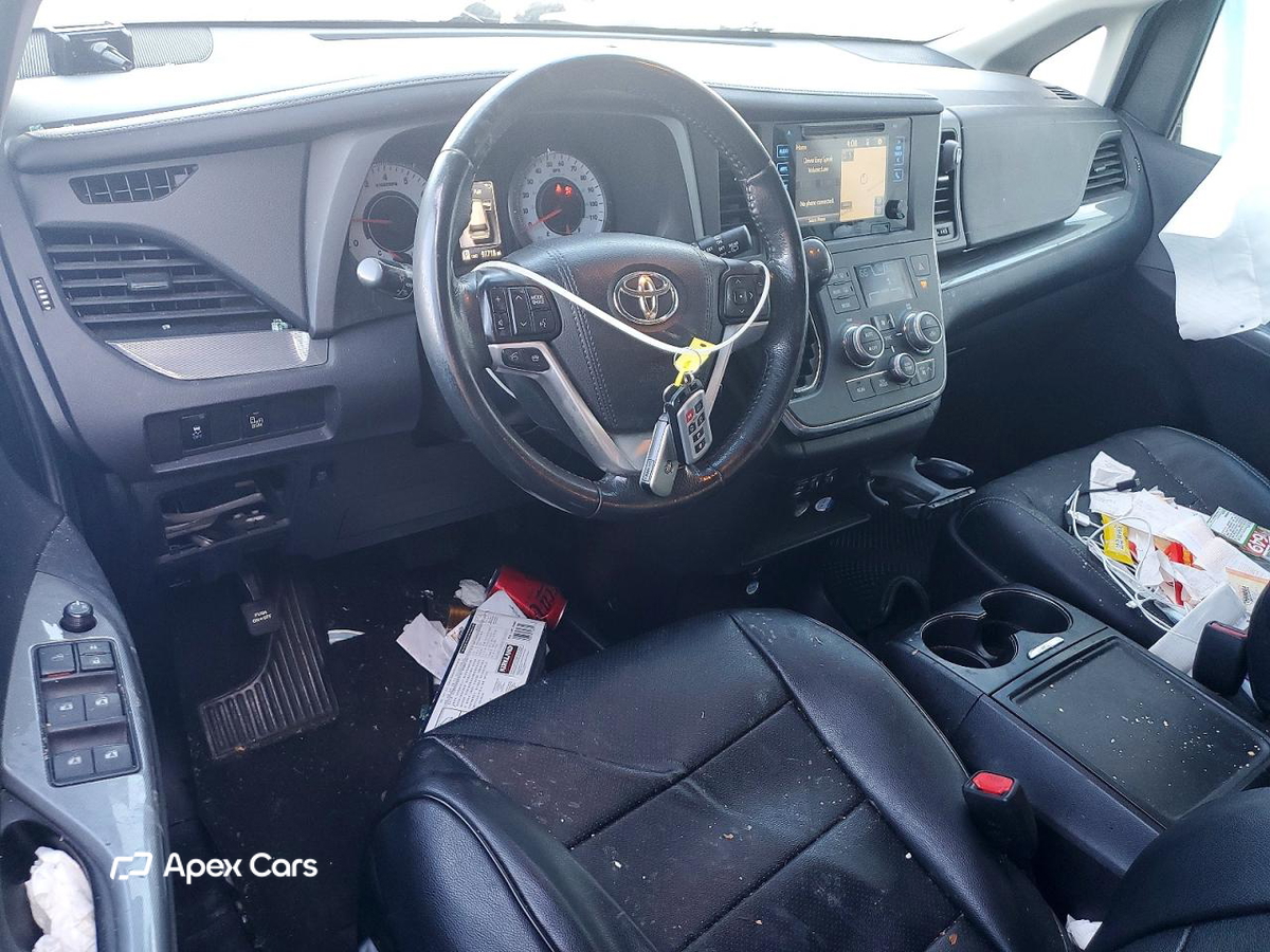 Toyota Sienna 2017