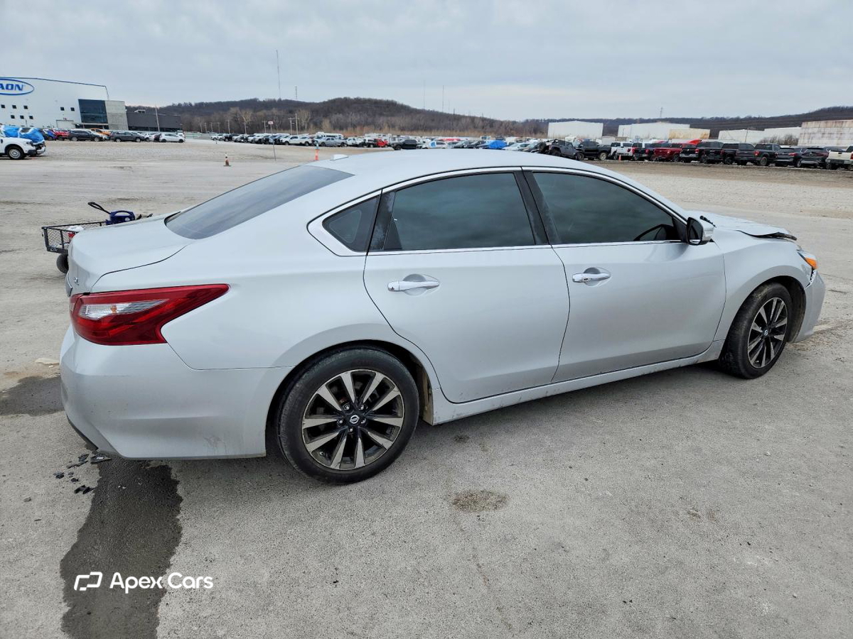 Nissan Altima 2018