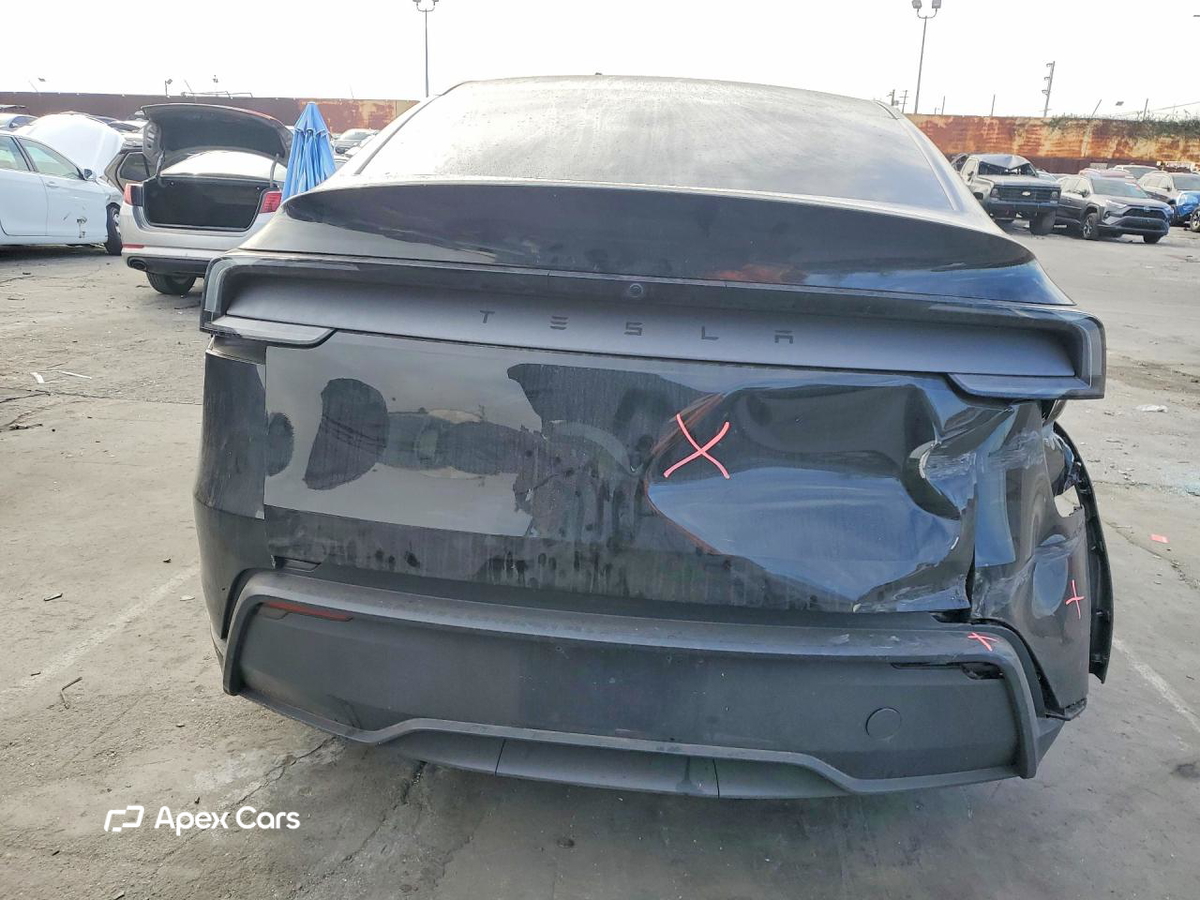 Tesla Model Y 2026