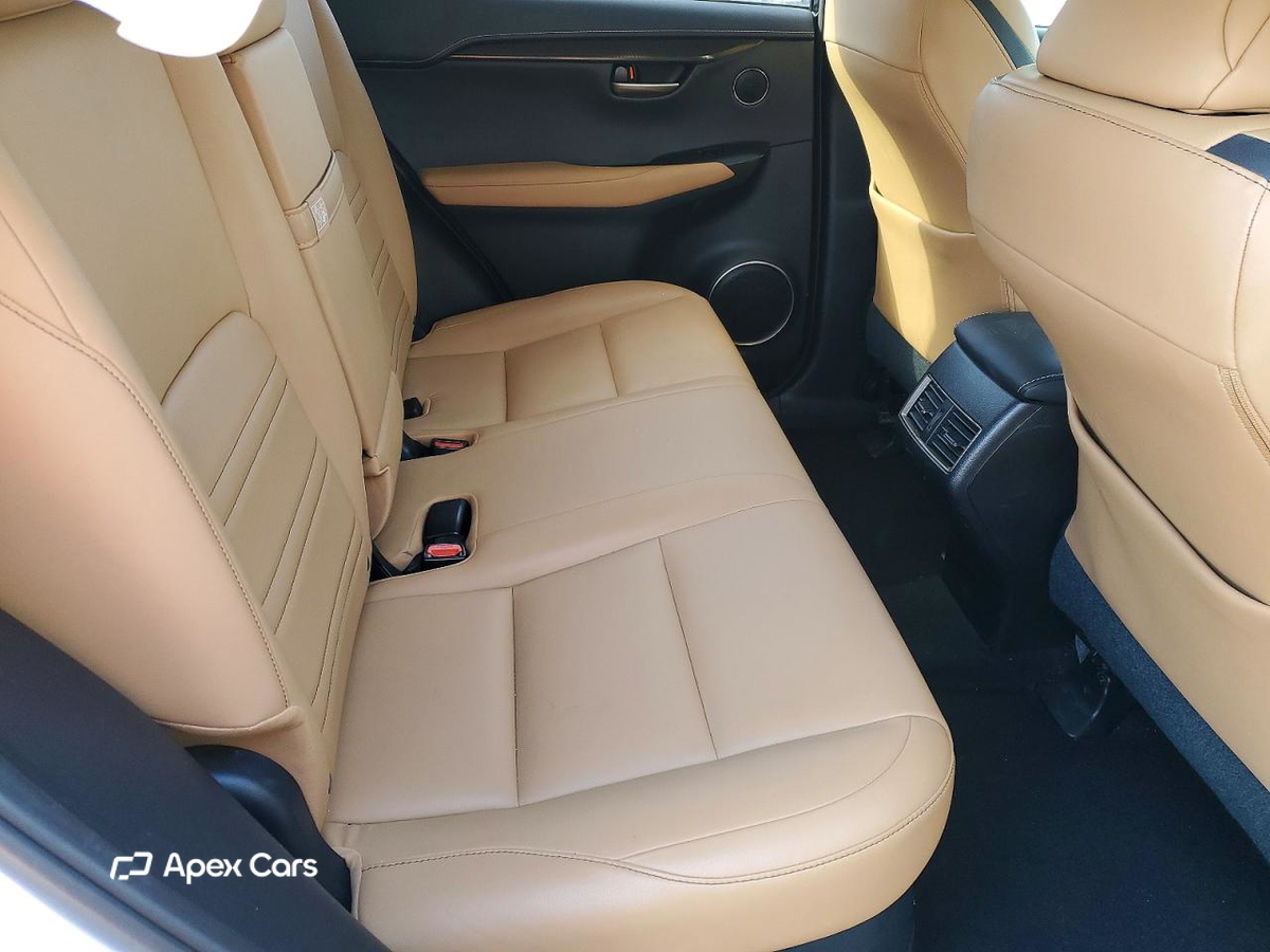 Lexus NX 2015