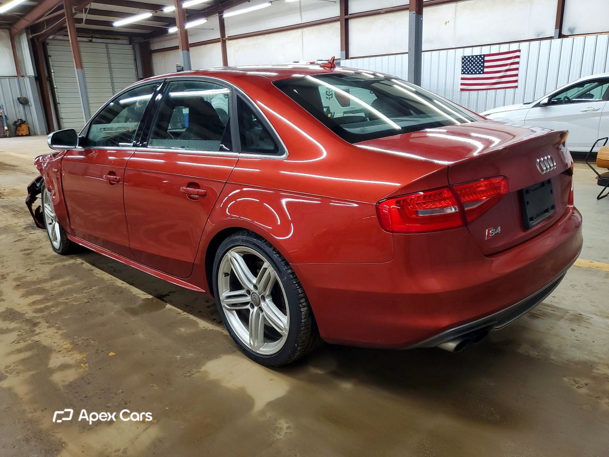 Audi RS4 2013