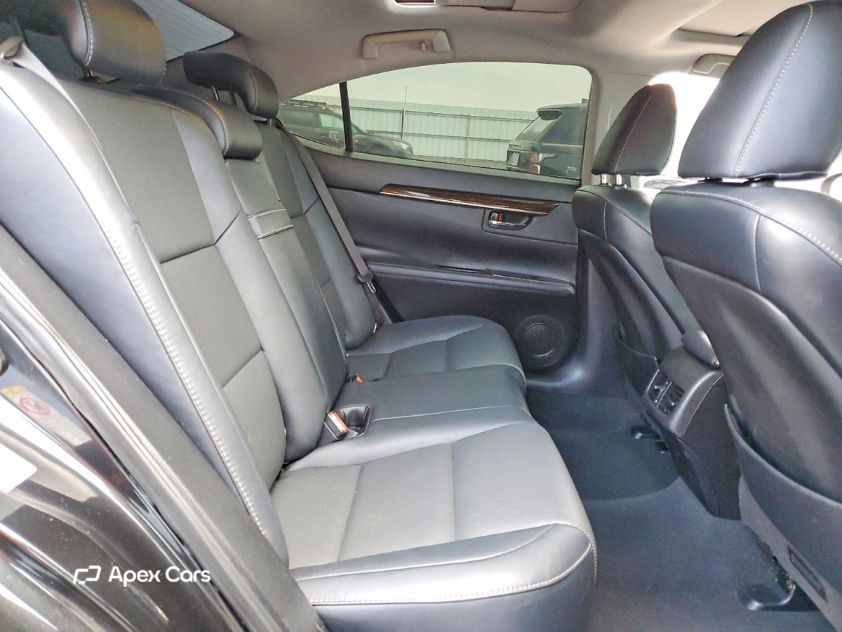 Lexus ES 2017