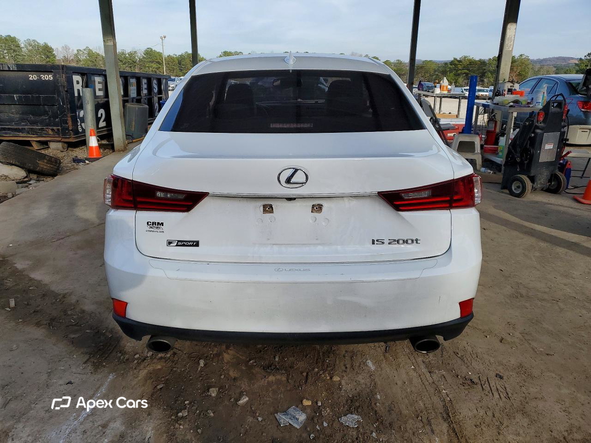 Lexus IS 2016