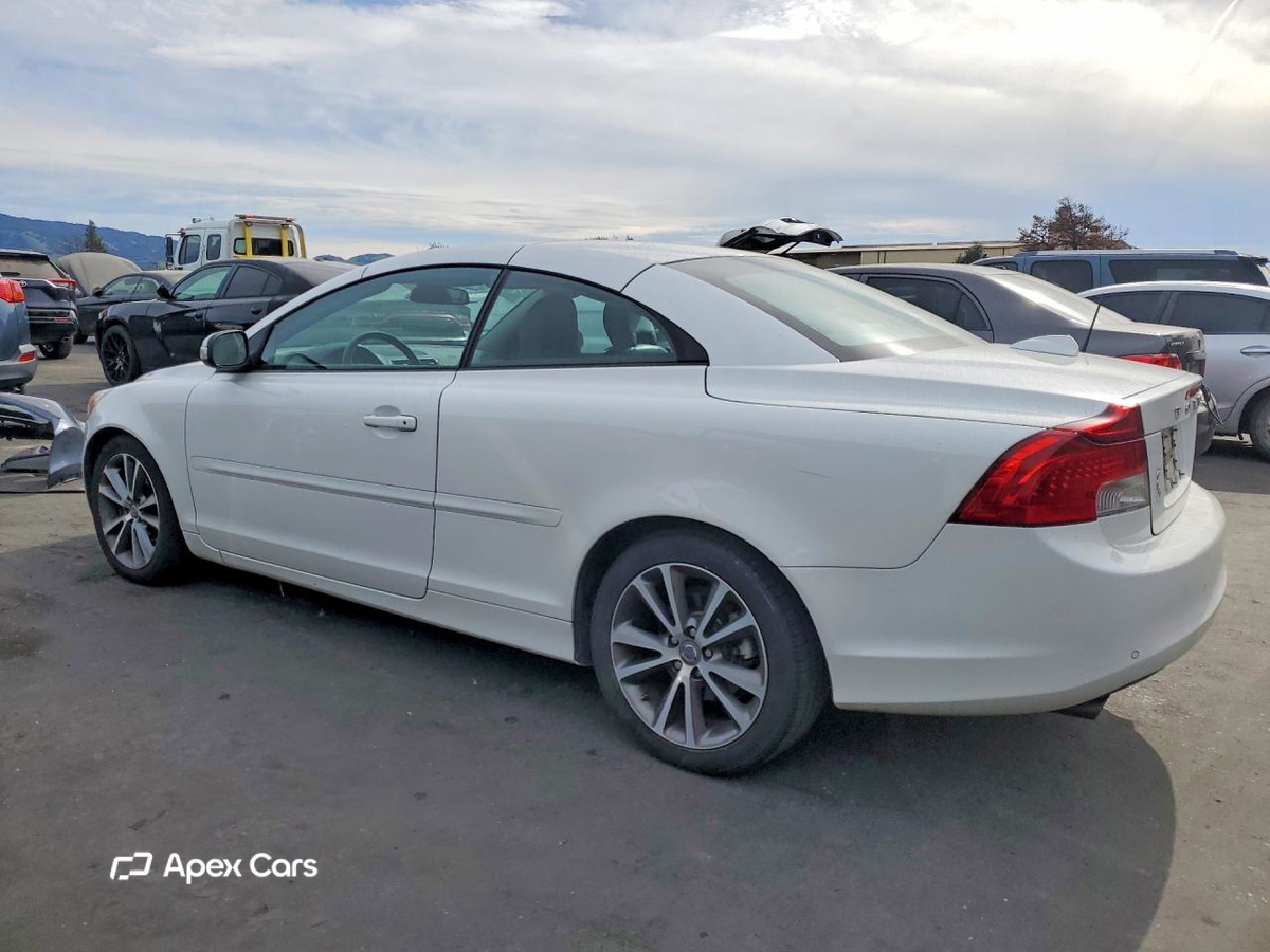 Volvo C70 2011