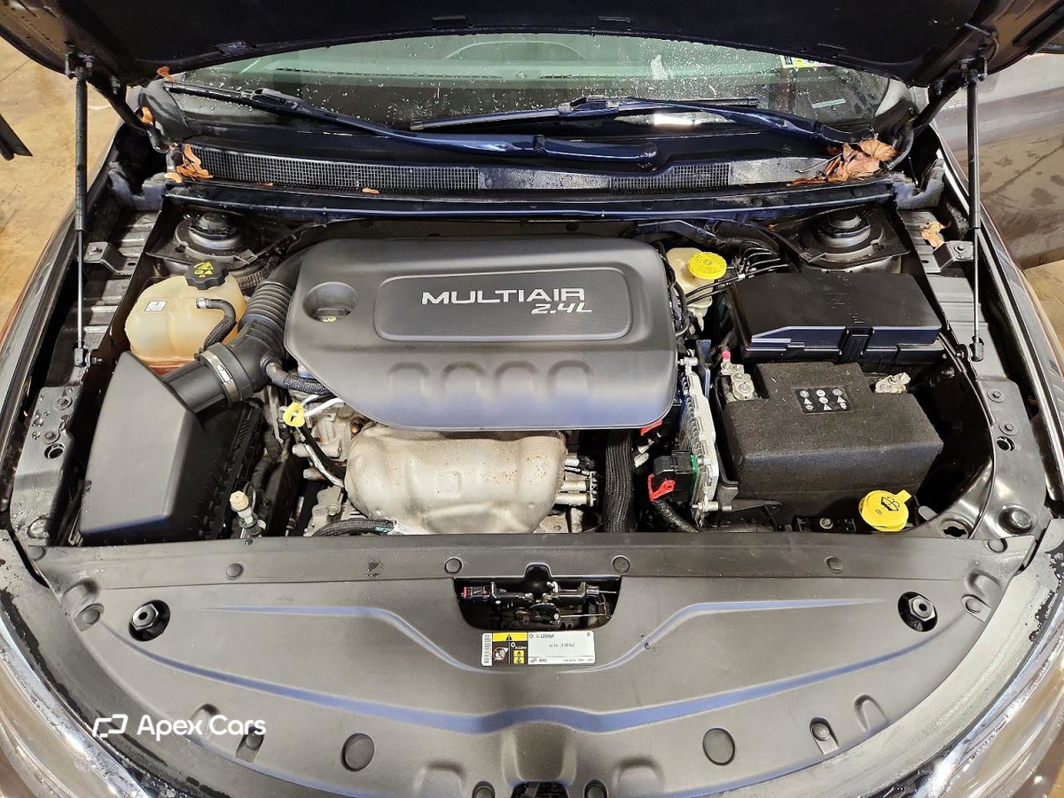Chrysler 200 2015