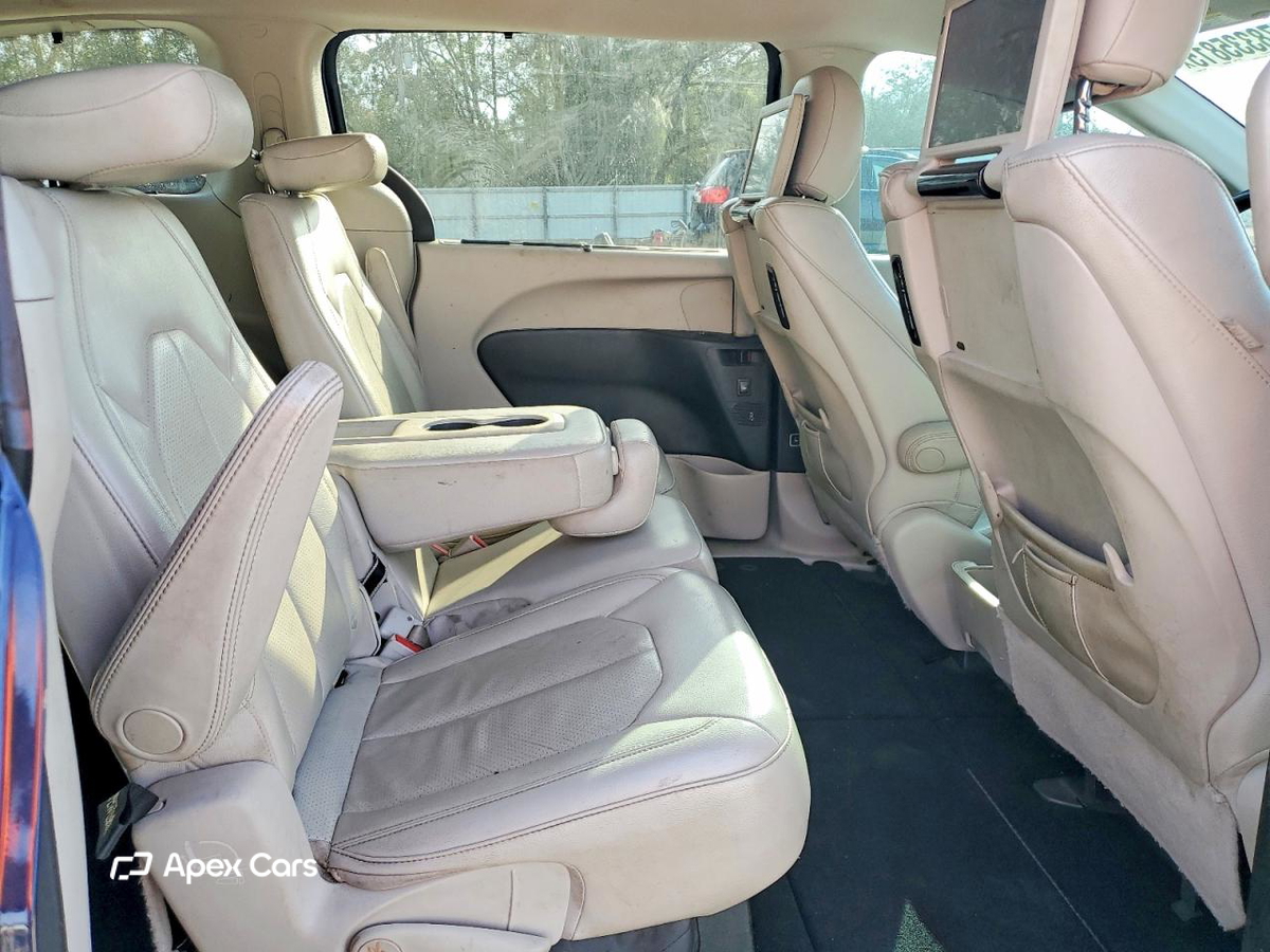 Chrysler Pacifica 2017