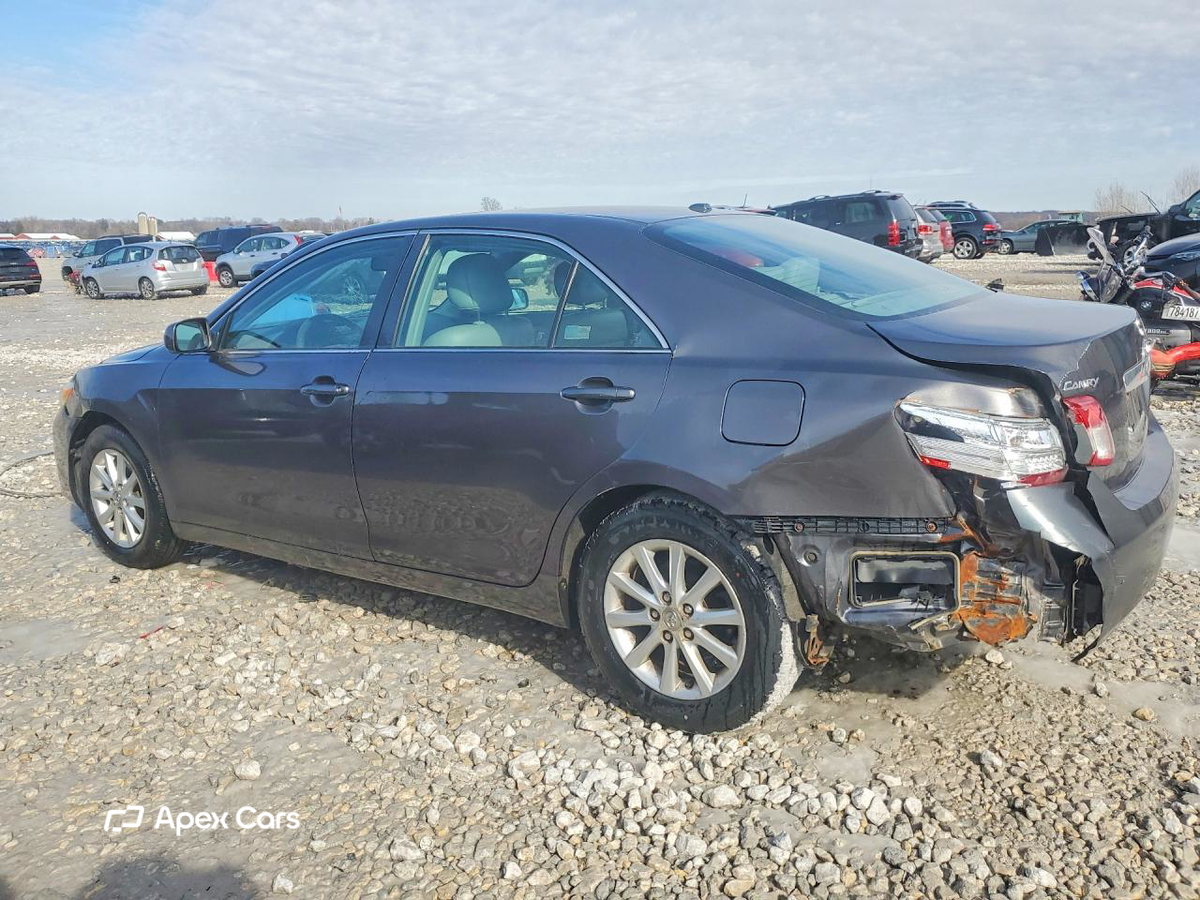 Toyota Camry 2011