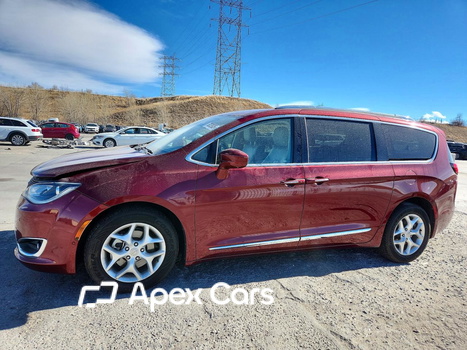 Chrysler Pacifica 2018 - Image 1 of 13