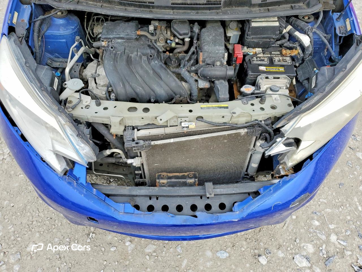 Nissan Versa 2016