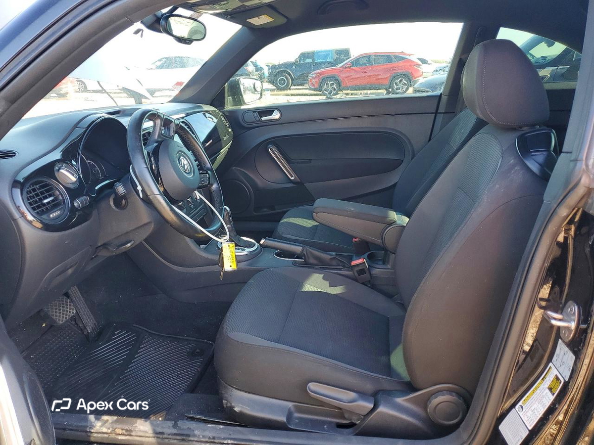 Volkswagen Beetle 2016