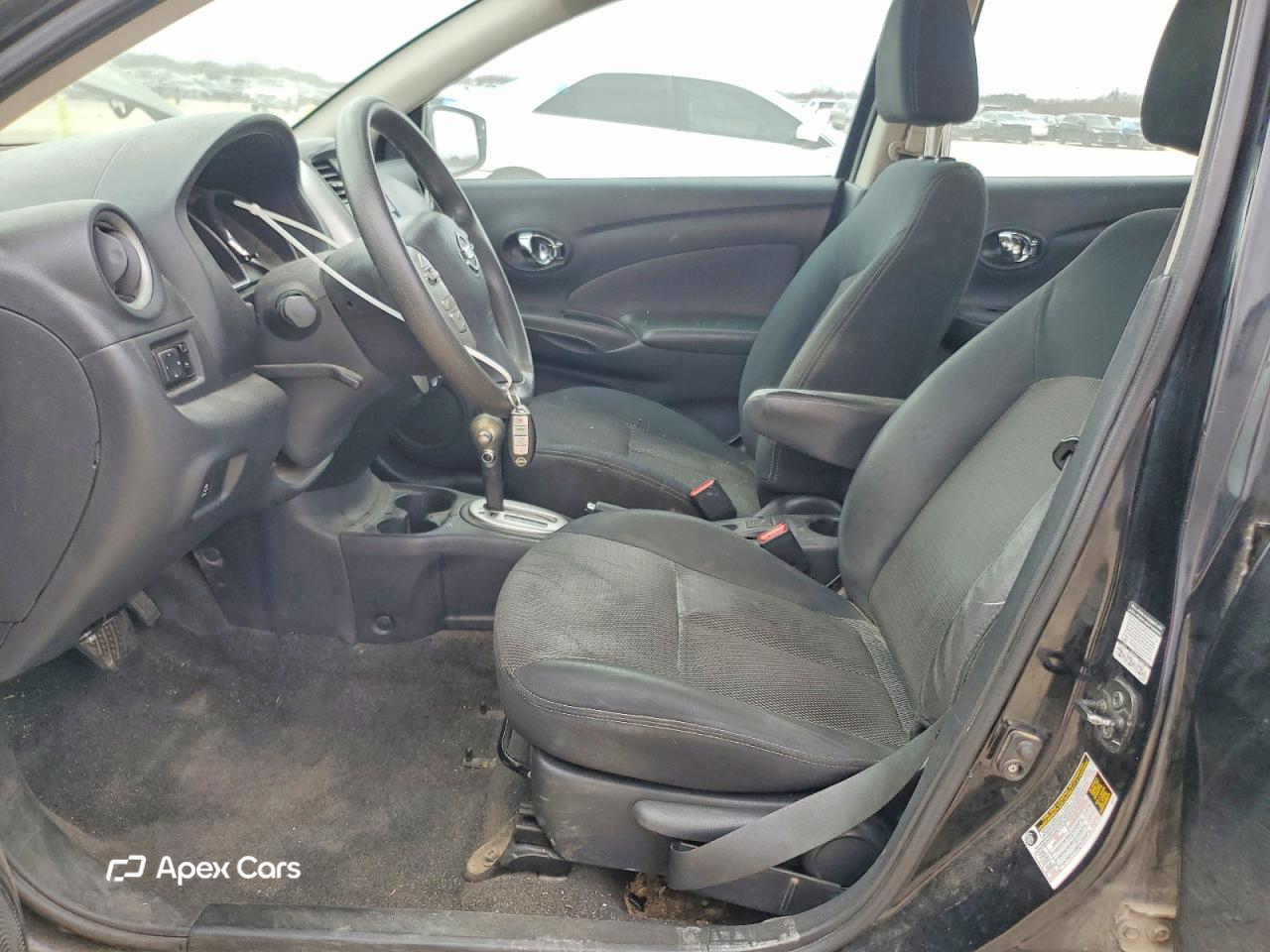 Nissan Versa 2015