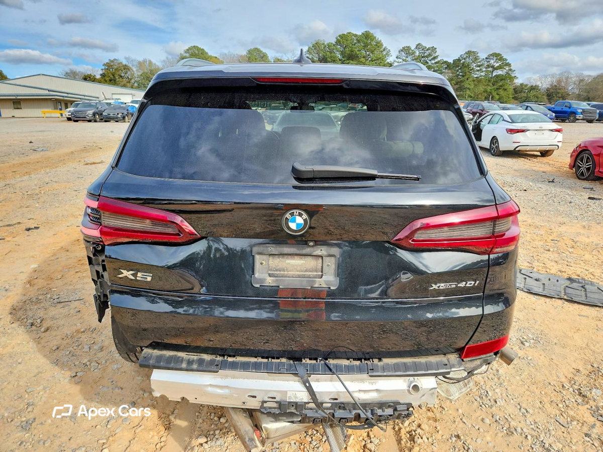 BMW X5 2021