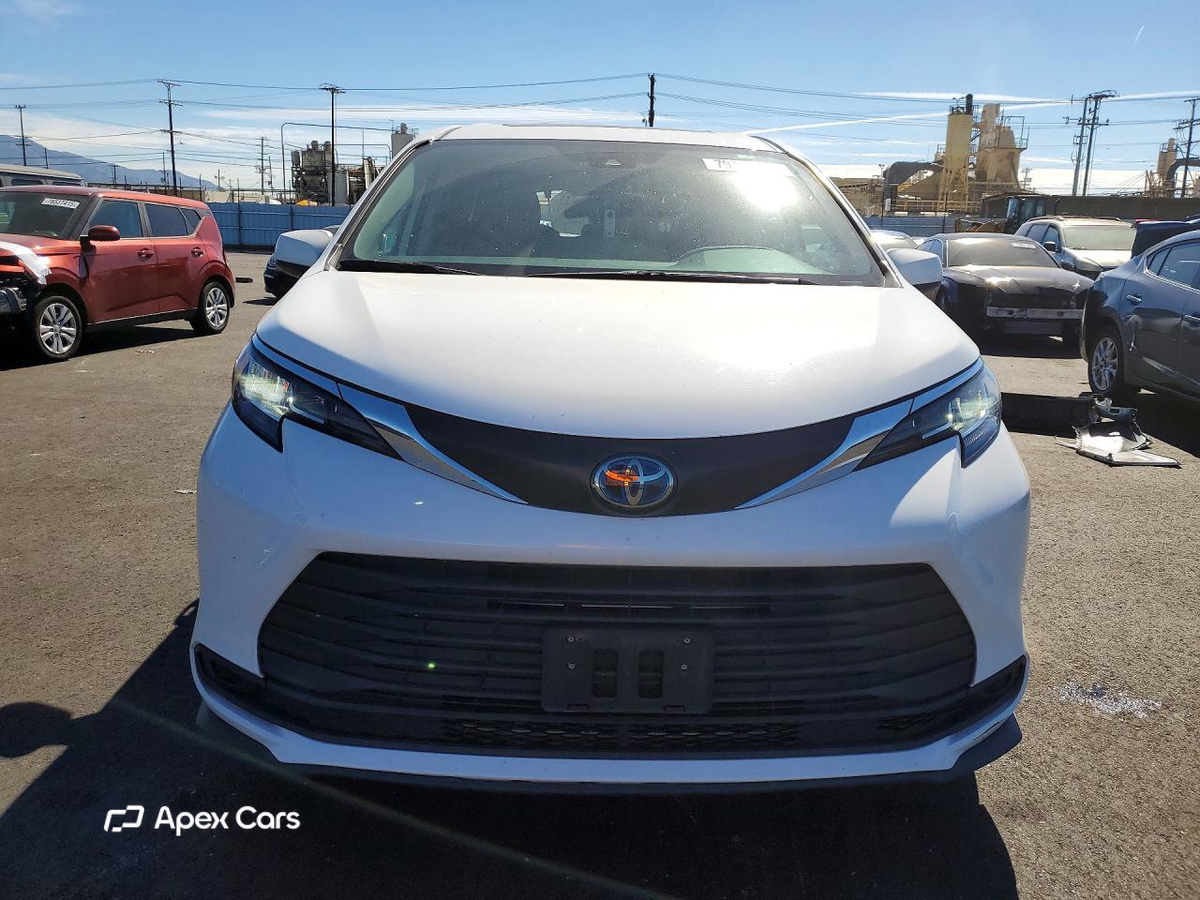 Toyota Sienna 2023