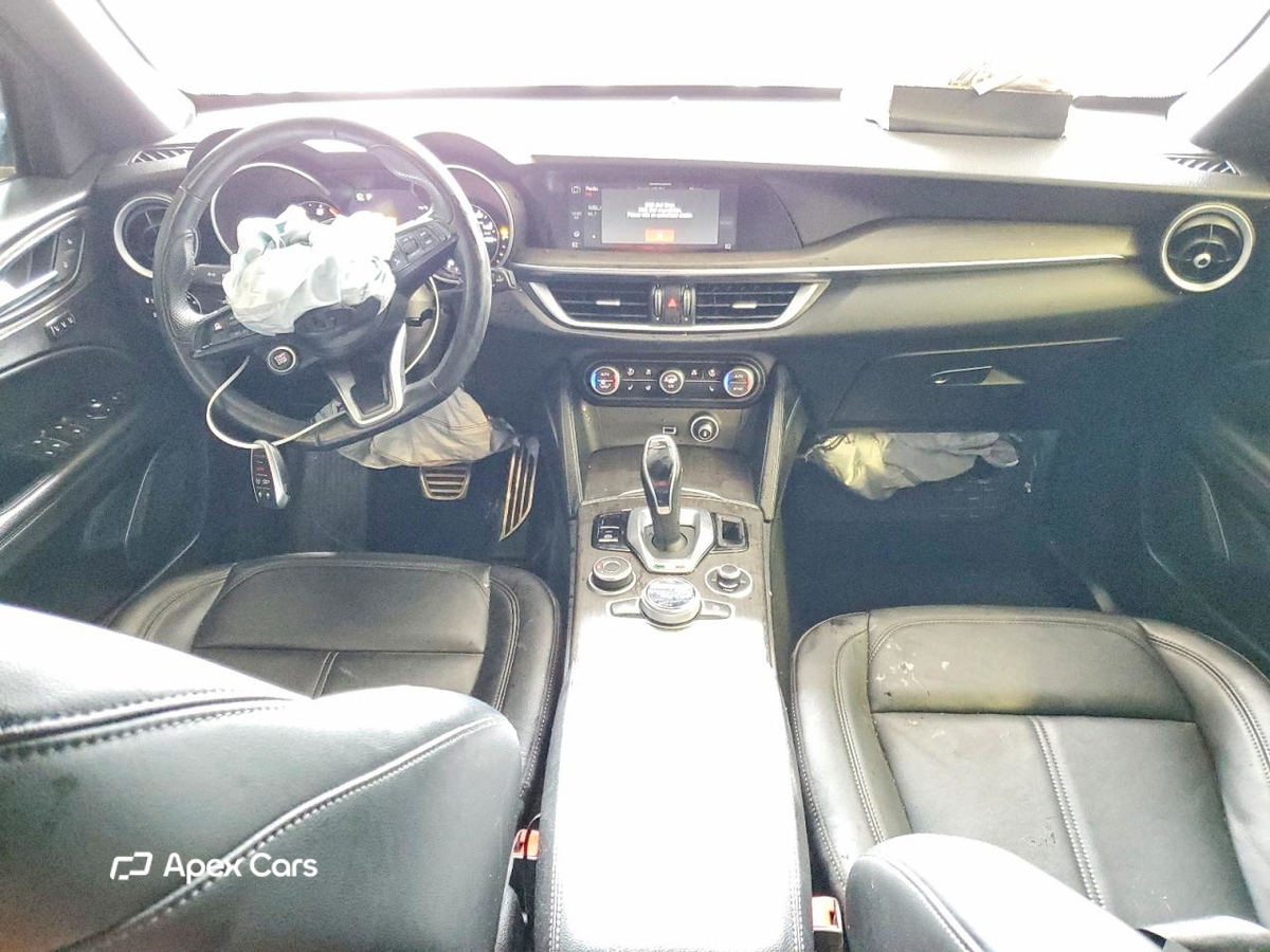 Alfa Romeo Stelvio 2022