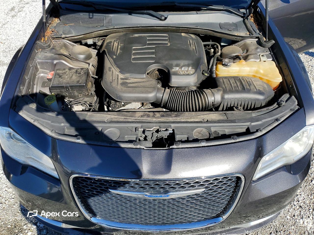 Chrysler 300 2019