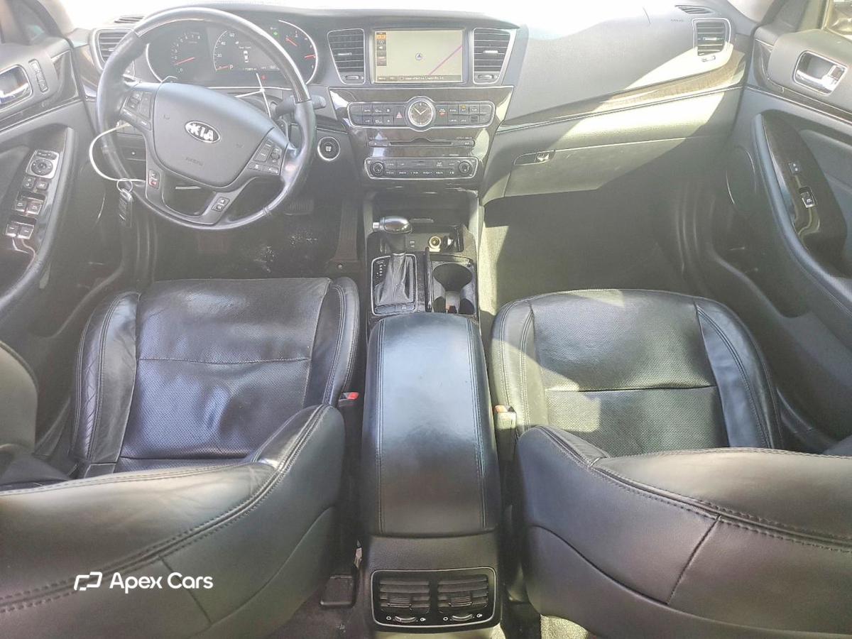 Kia Cadenza 2015
